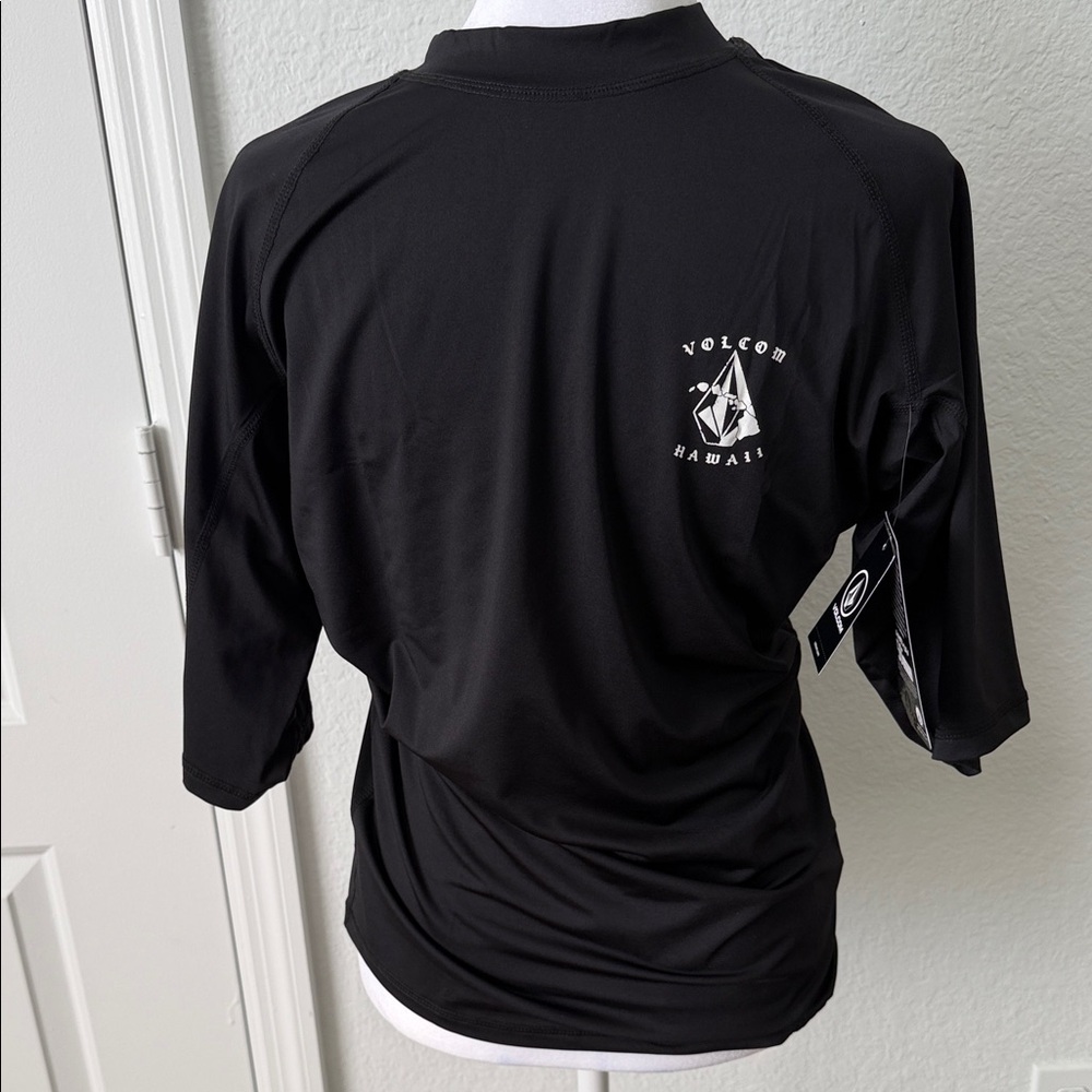 Volcom Thrashguard in Black size XL Big Kids NWT